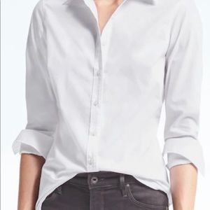 NWT Banana Republic Riley Button Down Shirt